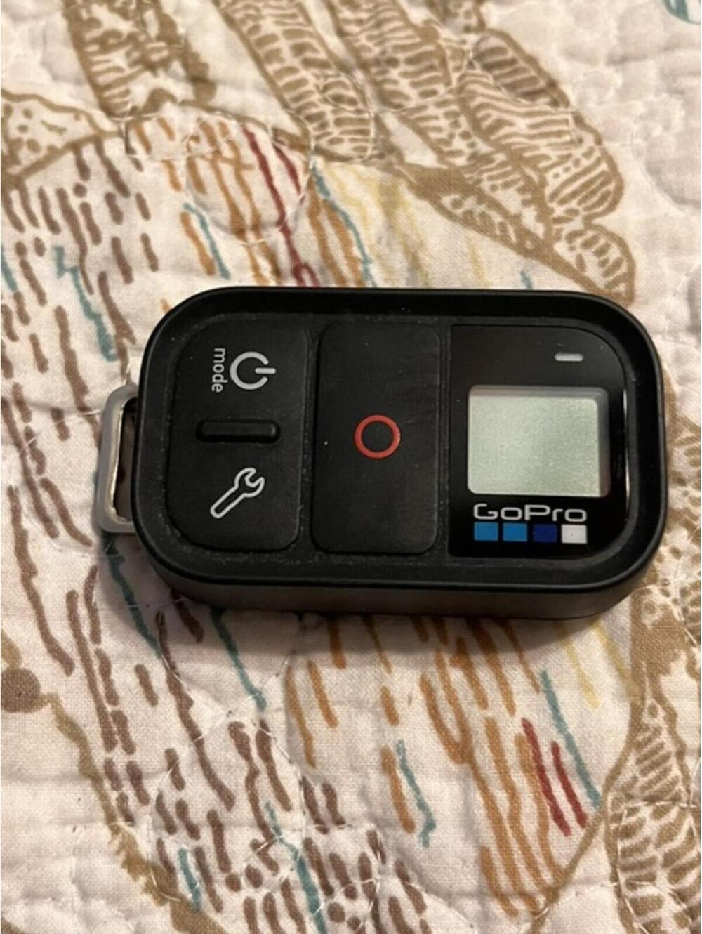 GoPro Remote Control for GoPro Cameras - Picture 2 of 3